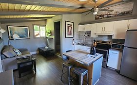 Fuller Lake Chemainus Motel